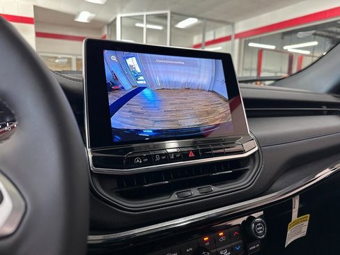 New 2026 Jeep Compass Latitude image 27