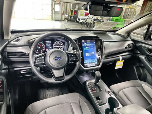 Used 2025 Subaru Crosstrek 2.0i Premium image 18