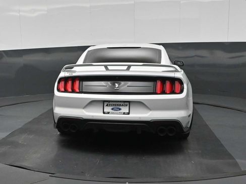 Used 2018 Ford Mustang GT Premium w/ GT Performance Package RWD image 8