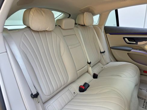 Used 2023 Mercedes-Benz EQS 580 4MATIC Sedan image 46