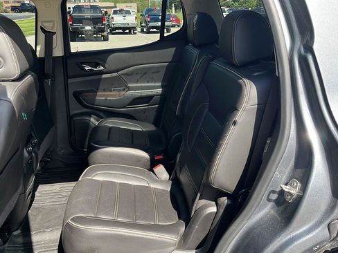 Used 2021 GMC Acadia Denali w/ Denali Ultimate Package AWD/4WD image 33