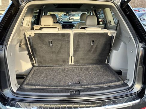 Used 2021 Volkswagen Atlas SEL Premium image 20