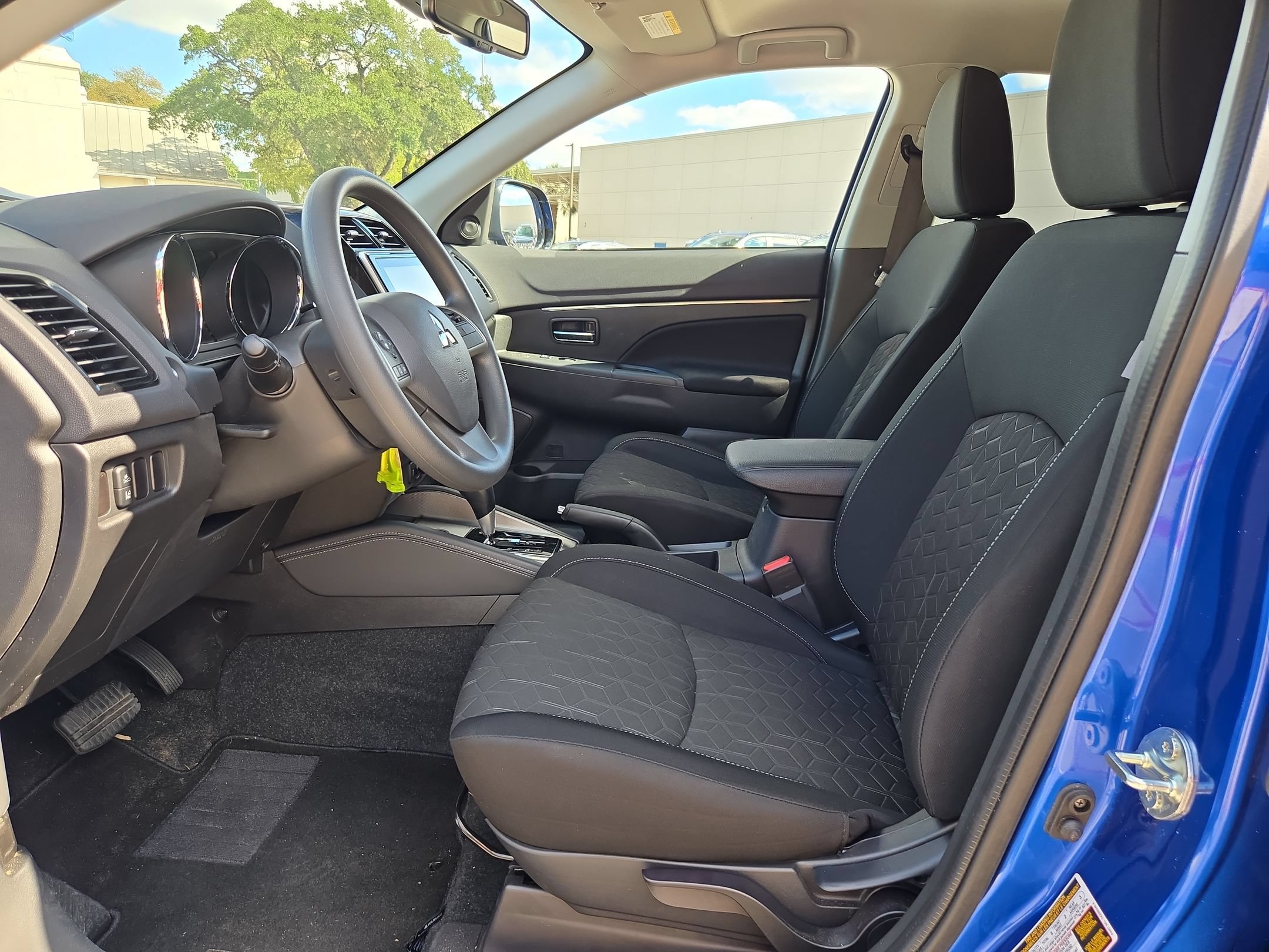 Used 2026 Mitsubishi Outlander Sport ES AWD/4WD image 9