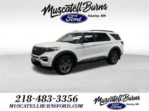 Used 2023 Ford Explorer XLT w/ Equipment Group 202A AWD/4WD image 1