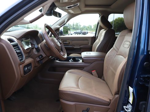 Used 2020 RAM 3500 Limited image 16