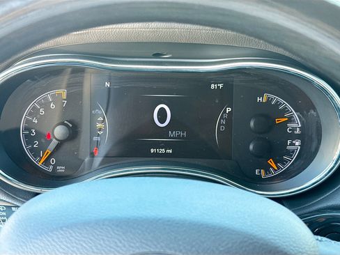 Used 2020 Jeep Grand Cherokee Overland image 41