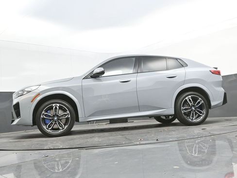 Certified 2024 BMW X2 xDrive28i w/ M Sport Package image 37