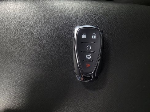 Used 2022 Chevrolet Malibu RS image 32