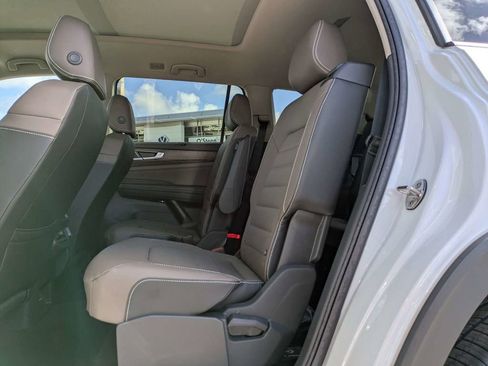New 2026 Volkswagen Atlas SEL AWD/4WD image 16
