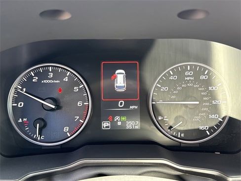 Certified 2025 Subaru Outback Limited w/ Popular Package #2 image 29