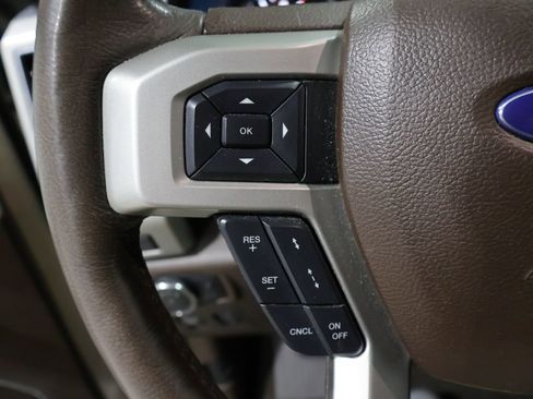 Used 2018 Ford F150 King Ranch w/ Equipment Group 601A Luxury AWD/4WD image 37
