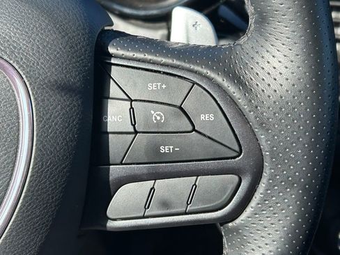 Used 2025 Dodge Durango GT AWD/4WD image 37