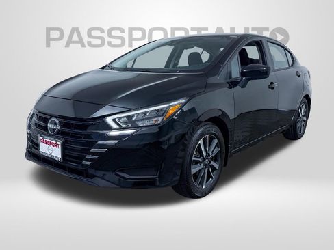 Certified 2025 Nissan Versa SV w/ Trunk Package FWD image 1