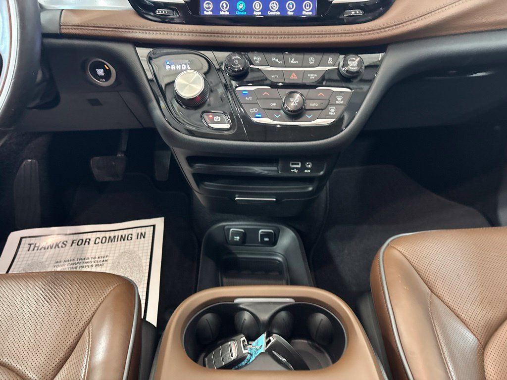 Used 2019 Chrysler Pacifica Limited FWD image 30