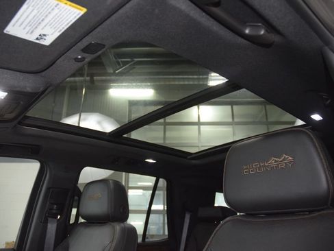 Used 2023 Chevrolet Tahoe High Country AWD/4WD image 50