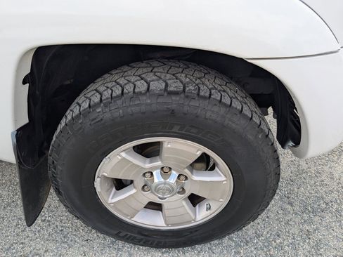 Used 2009 Toyota Tacoma 4x4 Double Cab image 4