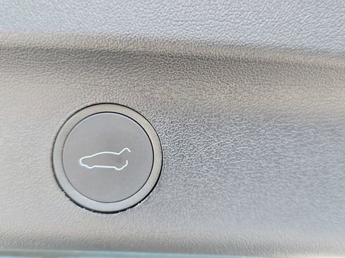 Used 2023 Tesla Model Y Long Range image 13