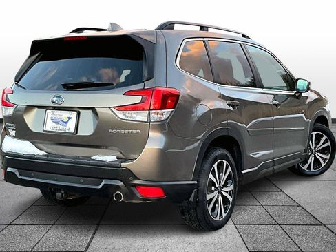Used 2021 Subaru Forester Limited image 12