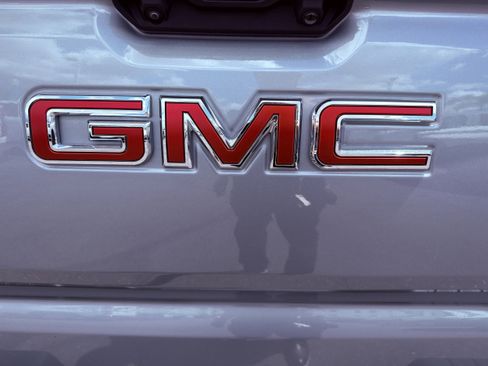 Used 2024 GMC Sierra 1500 Elevation image 47