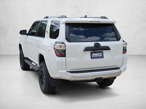 Used 2018 Toyota 4Runner TRD Off-Road Premium AWD/4WD image 8