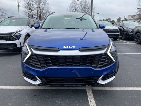 New 2025 Kia Sportage SX FWD image 2