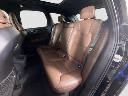 Certified 2023 Volvo XC60 B5 Plus w/ Climate Package FWD image 24