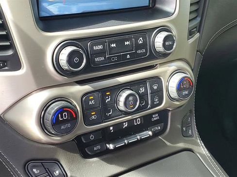 Used 2020 GMC Yukon Denali w/ Denali Premium Package image 61