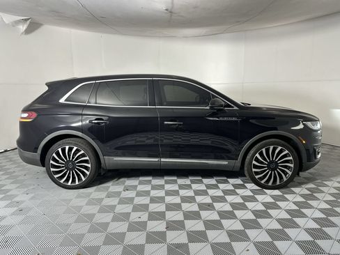 Used 2019 Lincoln Nautilus Black Label AWD/4WD image 9