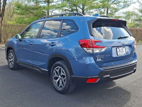 Certified 2023 Subaru Forester Premium image 4