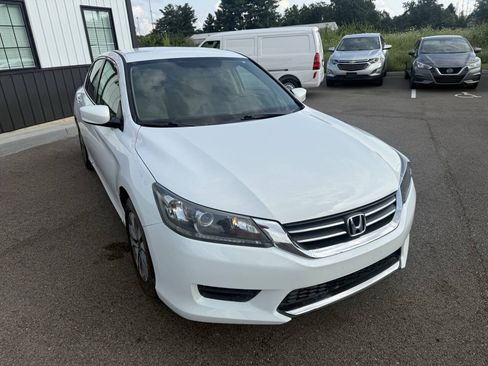 Used 2015 Honda Accord LX image 4