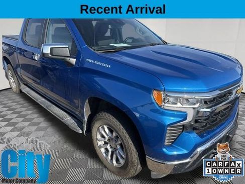 Used 2024 Chevrolet Silverado 1500 LT w/ Convenience Package II AWD/4WD image 1
