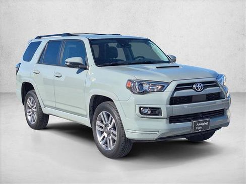 Used 2022 Toyota 4Runner TRD Sport image 3