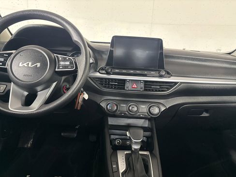 Used 2023 Kia Forte LXS image 18