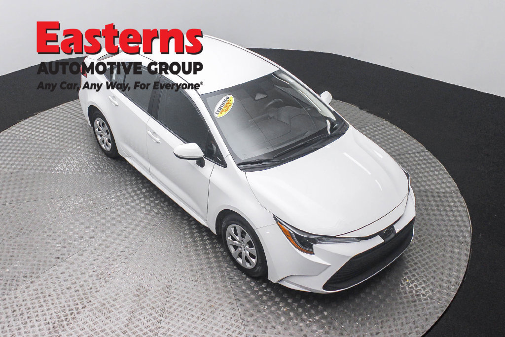 Used 2024 Toyota Corolla LE FWD image 5