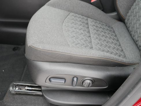 Used 2024 Chevrolet Equinox LT w/ LPO, Floor Liner Package image 20