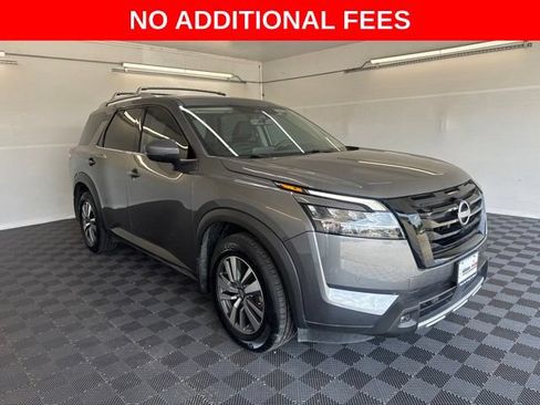 Certified 2024 Nissan Pathfinder SL w/ Black Appearance Package AWD/4WD image 1