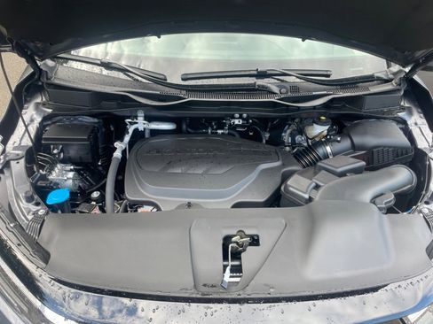 New 2026 Honda Odyssey Touring image 16