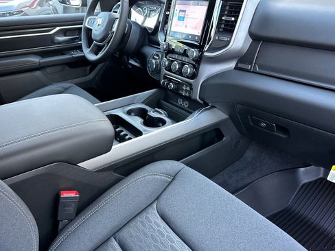 New 2026 RAM 1500 Big Horn AWD/4WD image 16