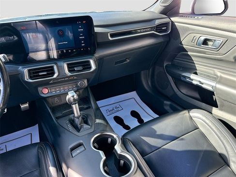 Used 2024 Ford Mustang Premium image 22