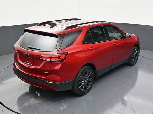 Used 2023 Chevrolet Equinox RS w/ RS Leather Package FWD image 16