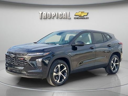 New 2026 Chevrolet Trax RS image 1