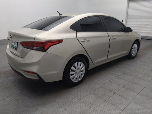 Used 2020 Hyundai Accent SE image 9