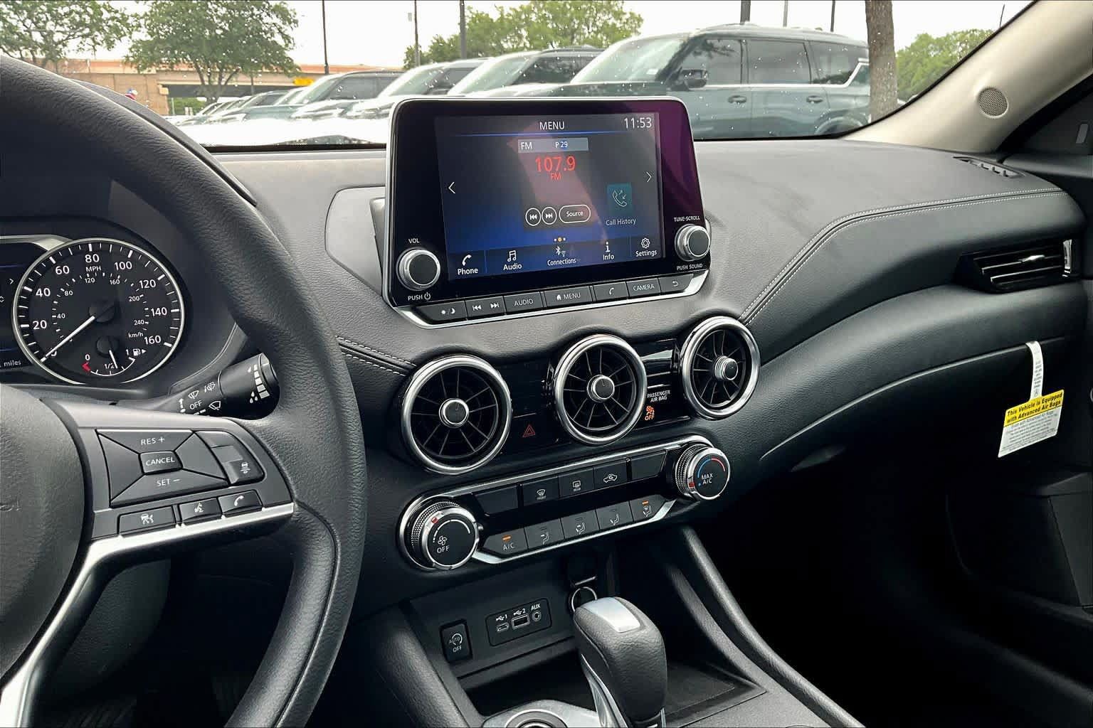 Used 2025 Nissan Sentra SV w/ Trunk Package FWD image 7