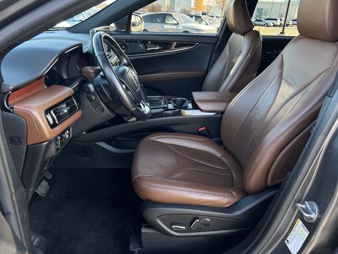 Certified 2023 Lincoln Nautilus Reserve w/ Equipment Group 201A image 27