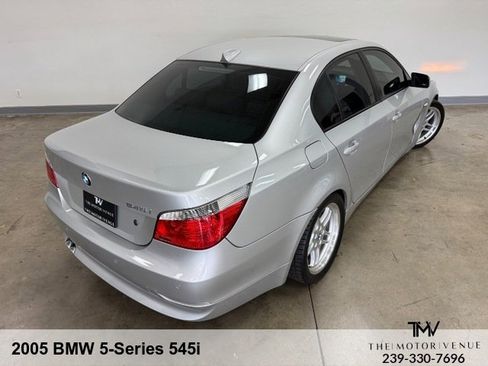 Used 2005 BMW 545i Sedan image 10
