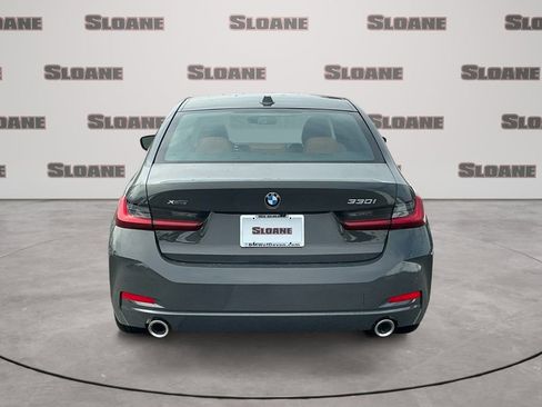 New 2026 BMW 330i xDrive Sedan w/ Premium Package AWD/4WD image 4