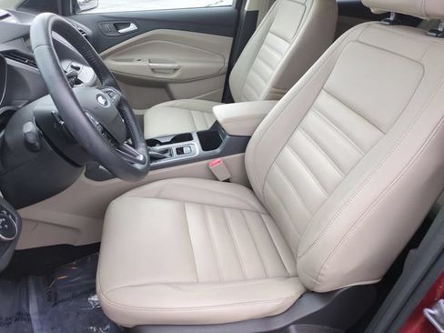 Used 2017 Ford Escape SE w/ SE Leather Comfort Package FWD image 14