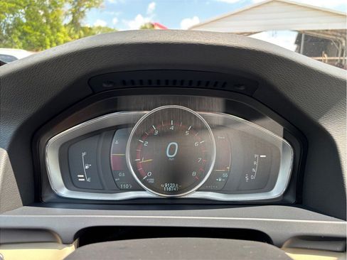 Used 2014 Volvo S60 T5 FWD image 22