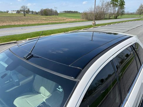 Used 2013 Ford Edge Limited image 12