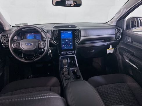 New 2025 Ford Ranger XLT w/ Convenience Package image 9